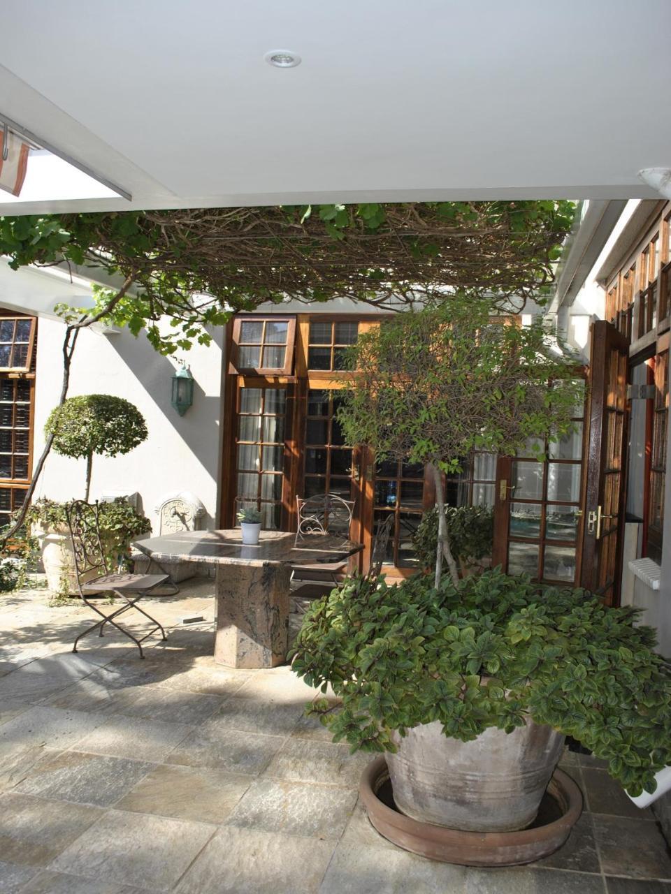 Doveton House Bed & Breakfast Johannesburg Exterior photo
